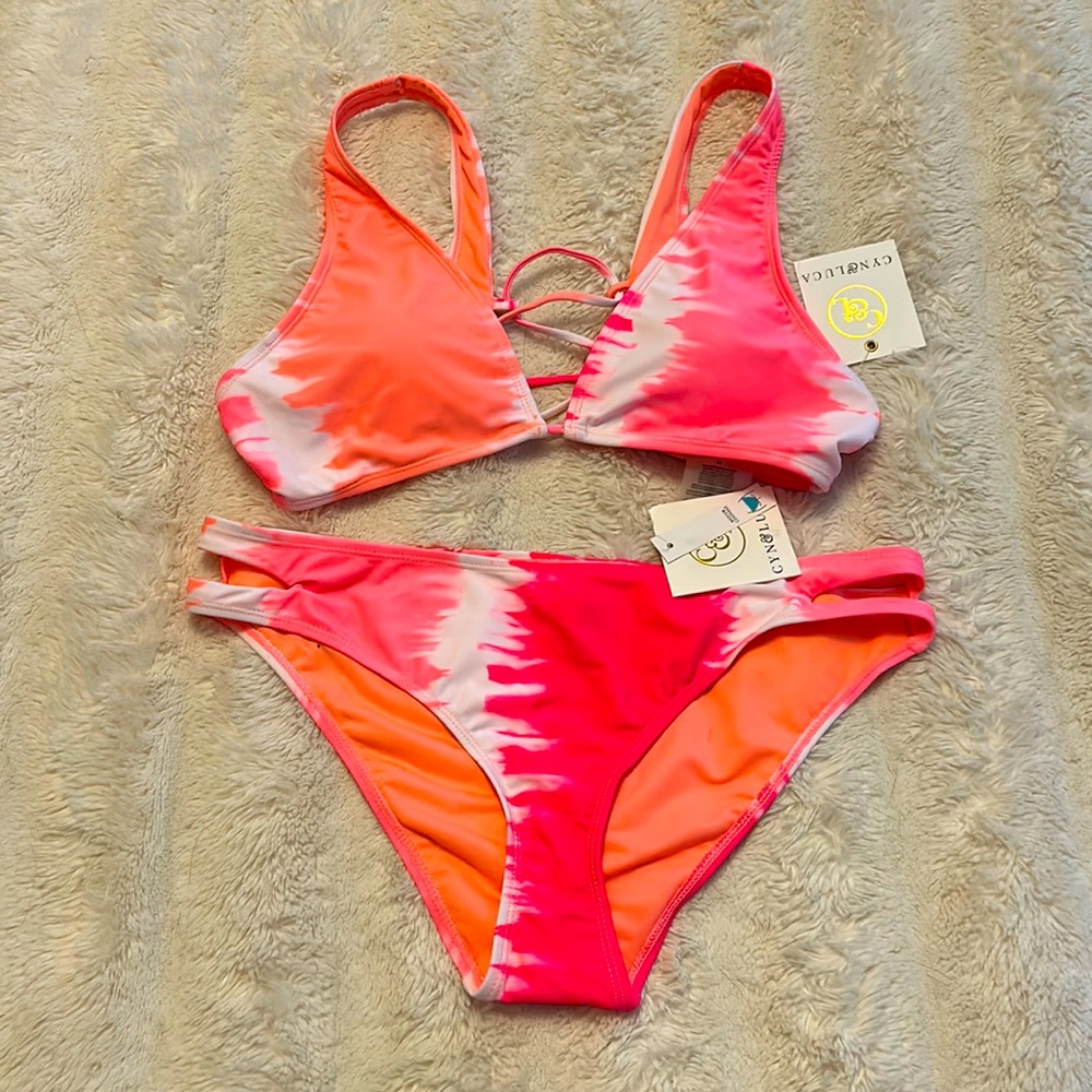 Cyn & Luca new two piece bikini swimsuit